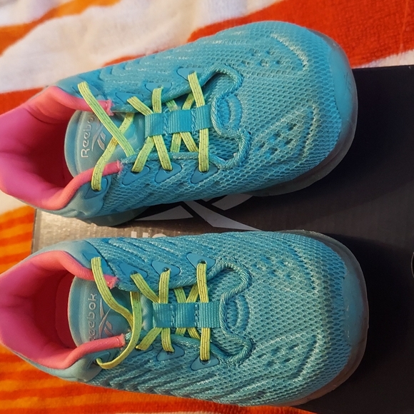 Toddler Reebok - Picture 1 of 5